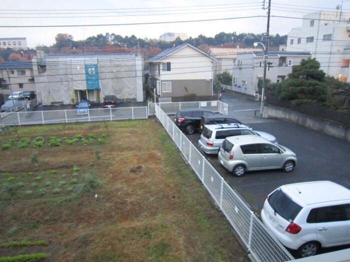 物件内観写真15　(室内からの展望)