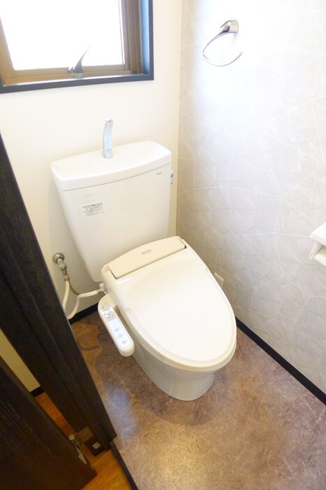 物件内観写真11　(トイレ)