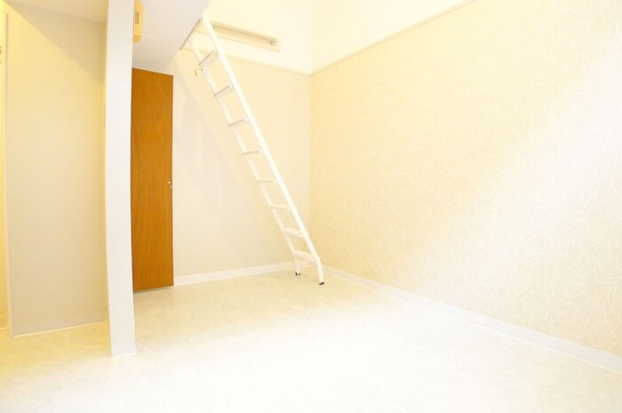 物件内観写真9　(居室)