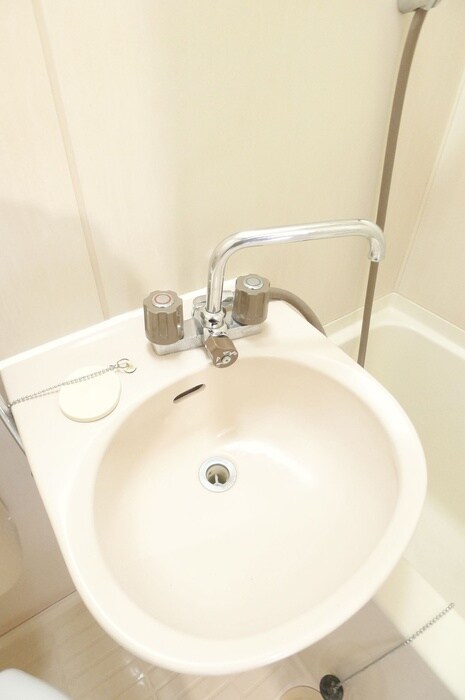 物件内観写真12　(洗面)