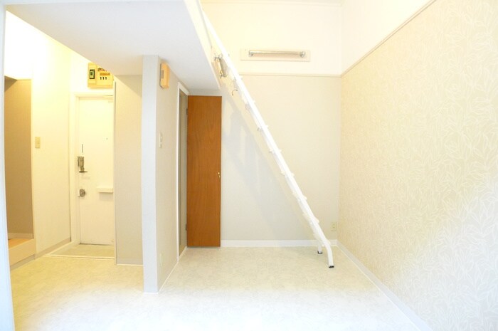 物件内観写真19　(居室)