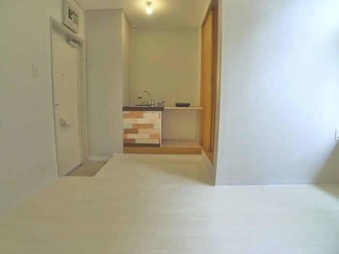 物件内観写真21　(廊下)