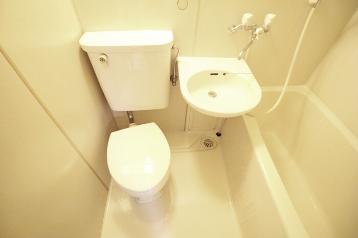 物件内観写真9　(トイレ)