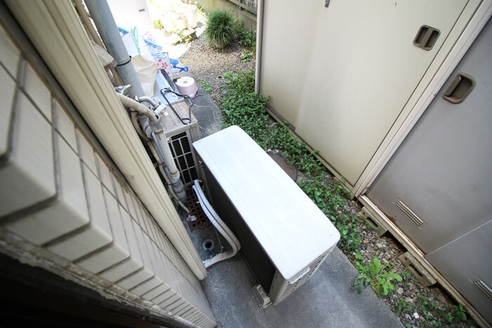 物件内観写真14　(洗濯機置場)