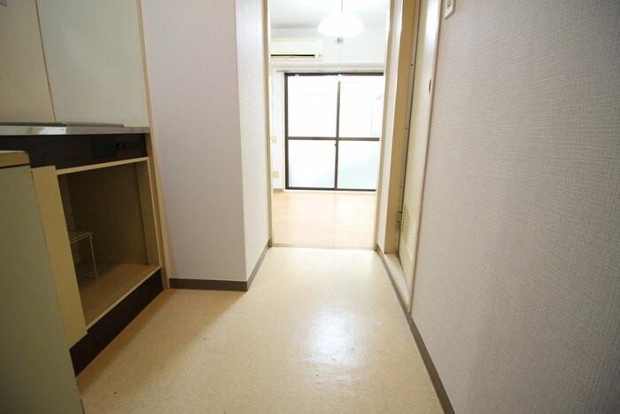 物件内観写真20　(廊下)