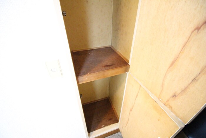 物件内観写真21　(収納)