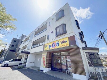栄マンション外観写真