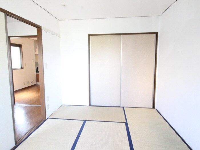 物件内観写真7　(居室)