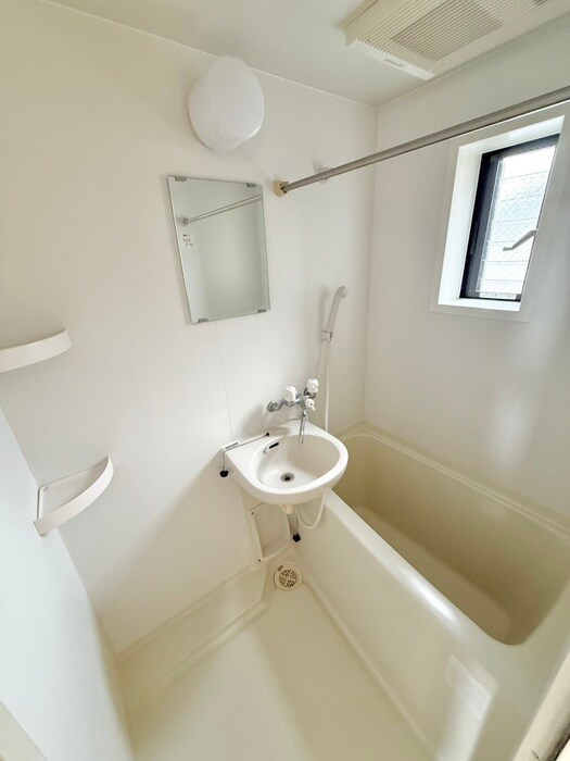 物件内観写真13　(バス／シャワールーム等)