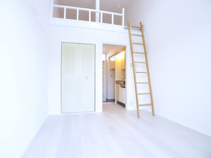 物件内観写真6　(居室)