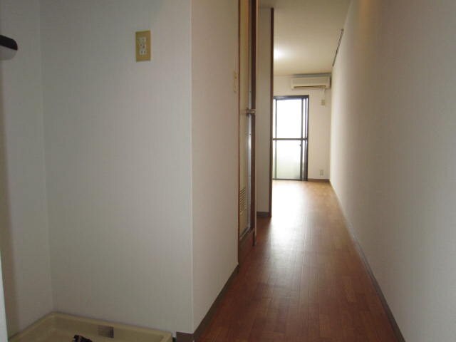 物件内観写真7　(廊下)