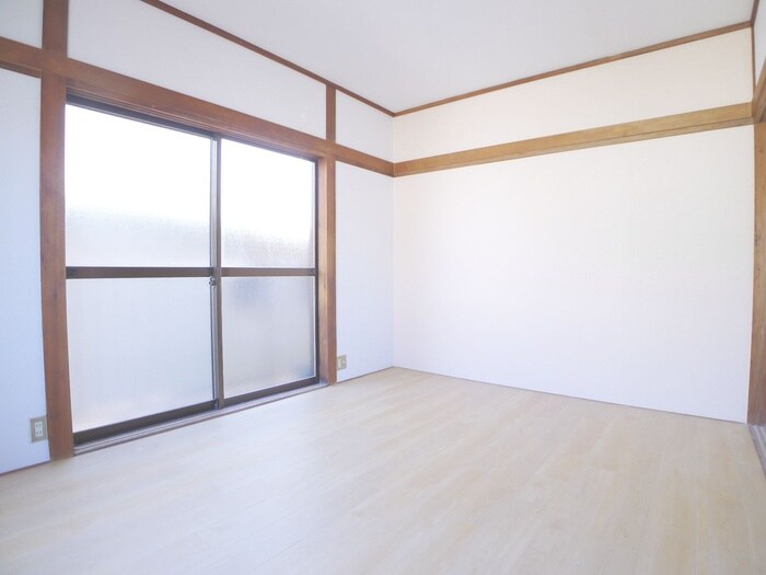 物件内観写真8　(居室)