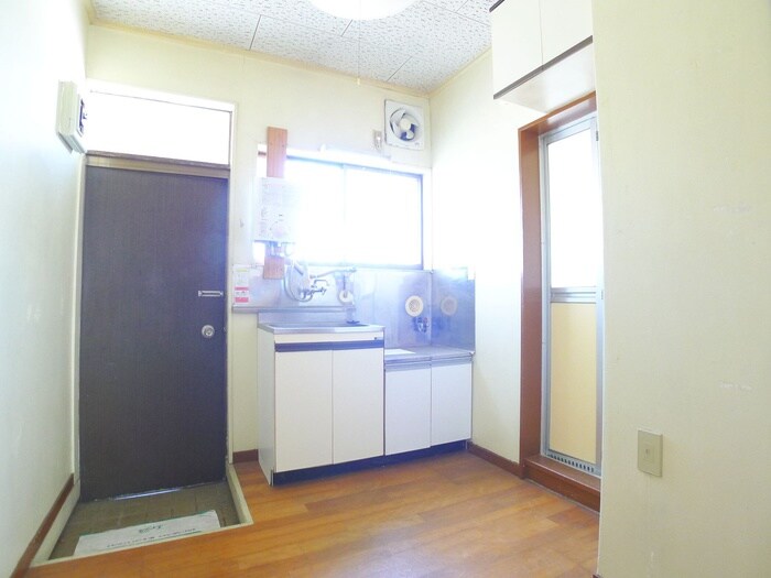 物件内観写真13　(居室)