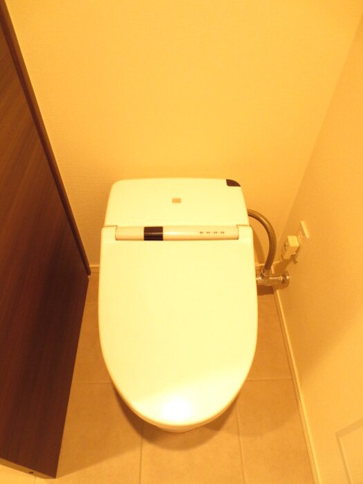 物件内観写真14　(トイレ)