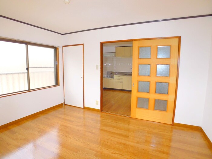 物件内観写真6　(居室)