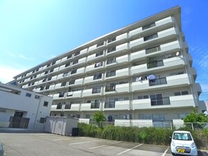 小根本コンド（304）外観写真