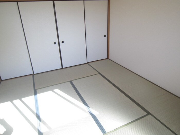 物件内観写真8　(内観写真)