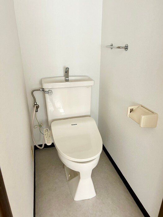 物件内観写真15　(トイレ)