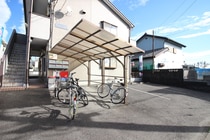 カレッジハウス１３の外観写真