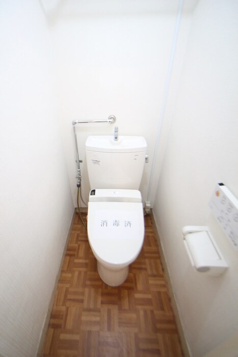 物件内観写真9　(トイレ)