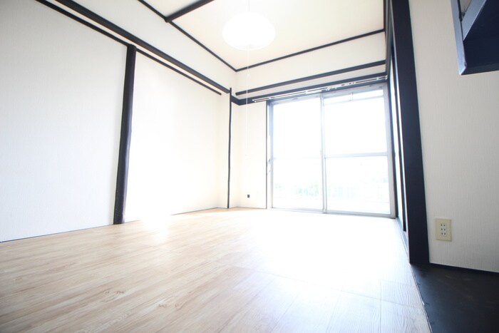 物件内観写真14　(居室)