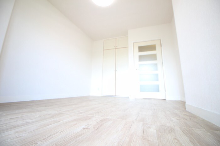 物件内観写真15　(居室)