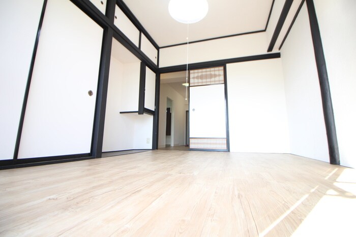 物件内観写真18　(居室)