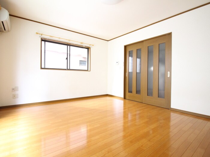 物件内観写真11　(居室)