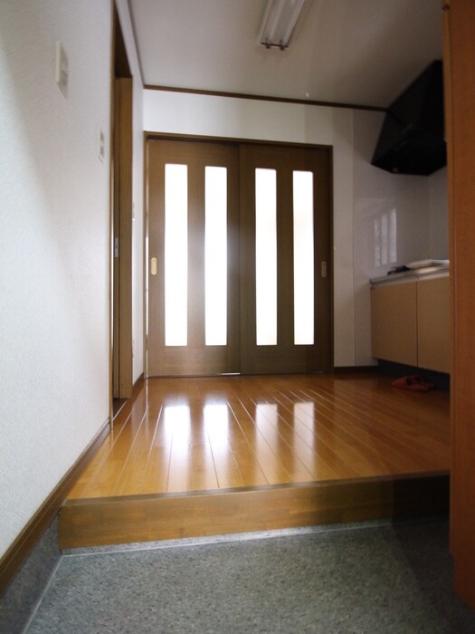 物件内観写真22　(玄関)