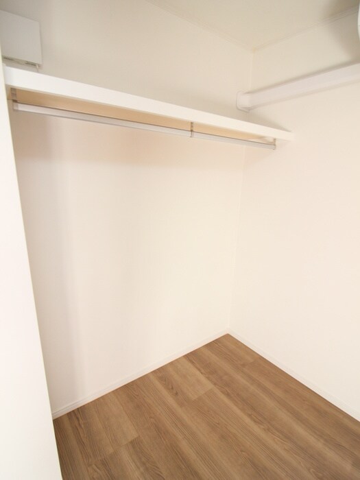 物件内観写真9　(収納)