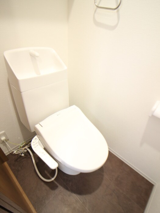 物件内観写真13　(トイレ)