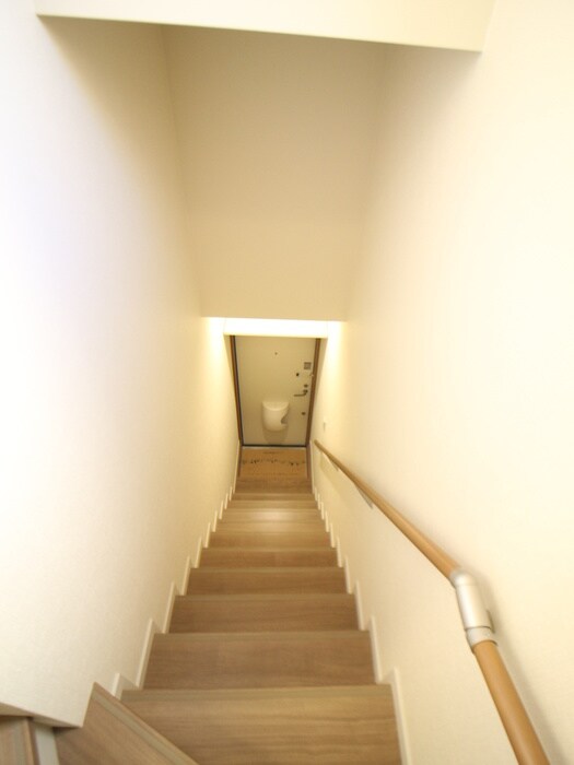 物件内観写真19　(廊下)