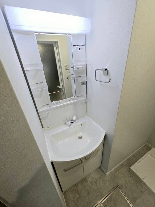 物件内観写真13　(洗面)