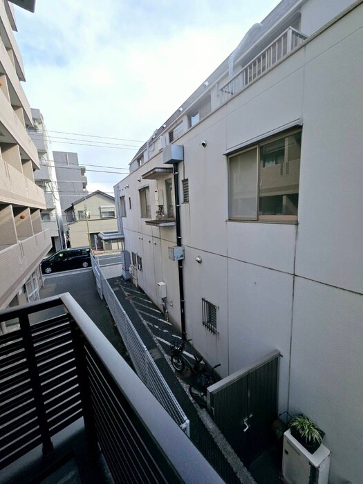 物件内観写真22　(室内からの展望)