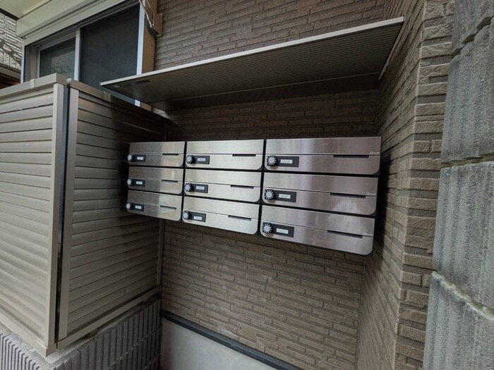 物件外観写真4　(建物設備)