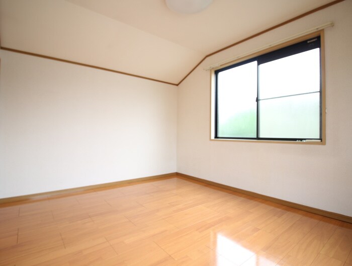 物件内観写真6　(居室)