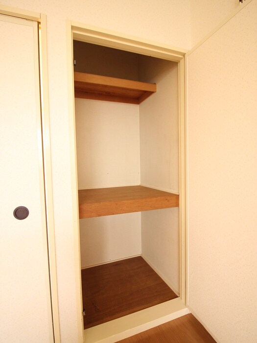 物件内観写真14　(収納)