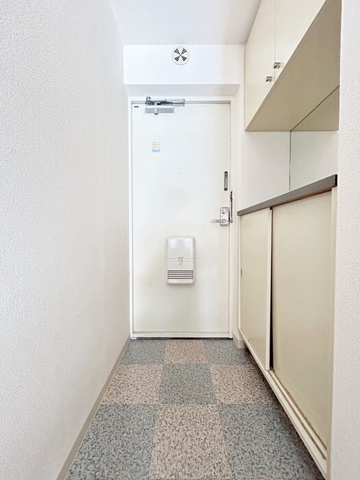 物件内観写真22　(玄関)