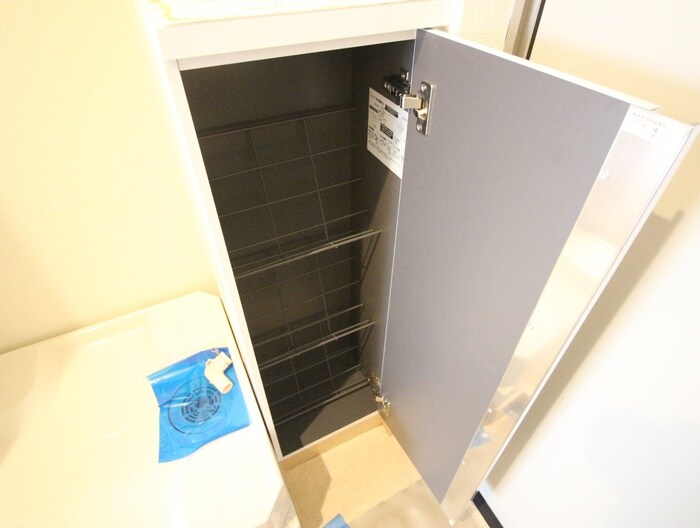 物件内観写真15　(靴箱)