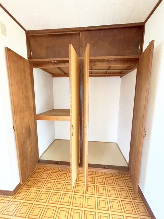 物件内観写真16　(収納)