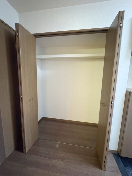物件内観写真18　(収納)