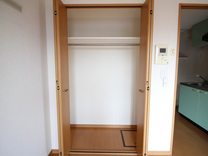 物件内観写真10　(収納)