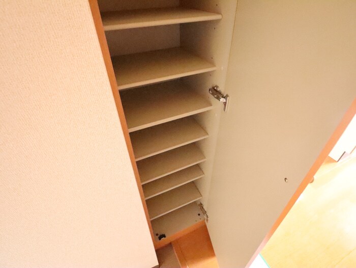 物件内観写真17　(靴箱)