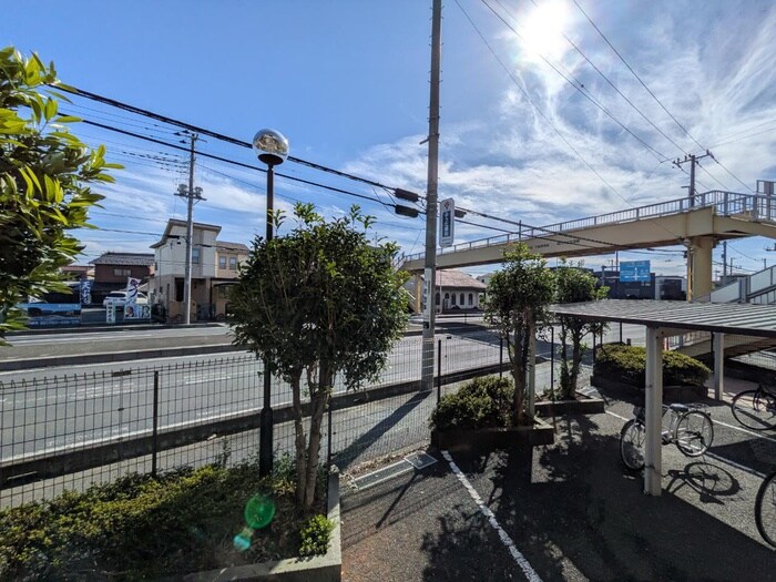 物件内観写真22　(室内からの展望)