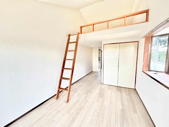 物件内観写真8　(居室)