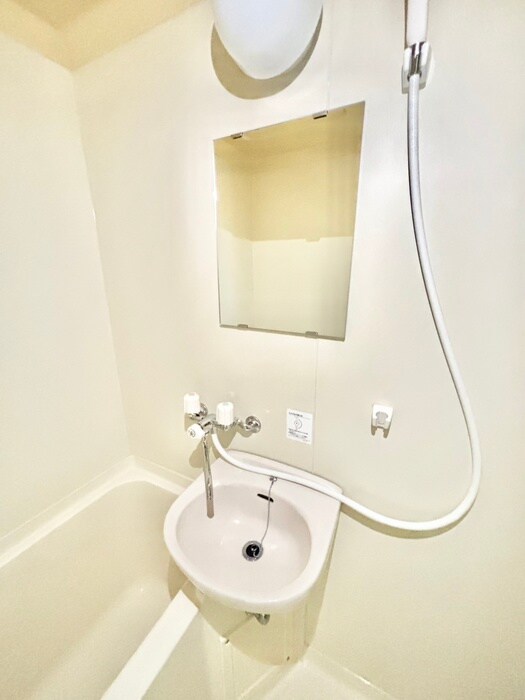 物件内観写真11　(洗面)