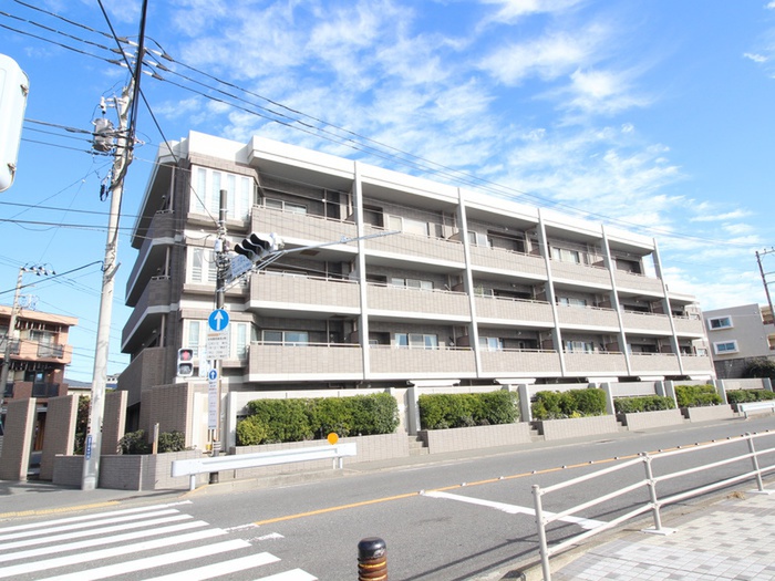 ｱｰﾙ･ﾄﾞ･ﾘｳﾞｧｰｼﾞｭ鎌倉由比ヶ浜