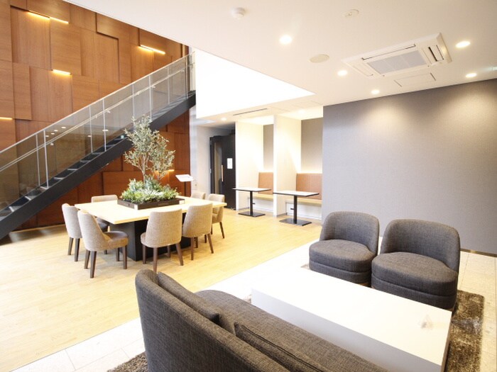 物件外観写真6　(建物設備)