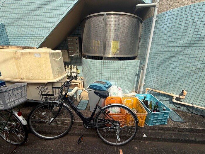 物件外観写真6　(建物設備)