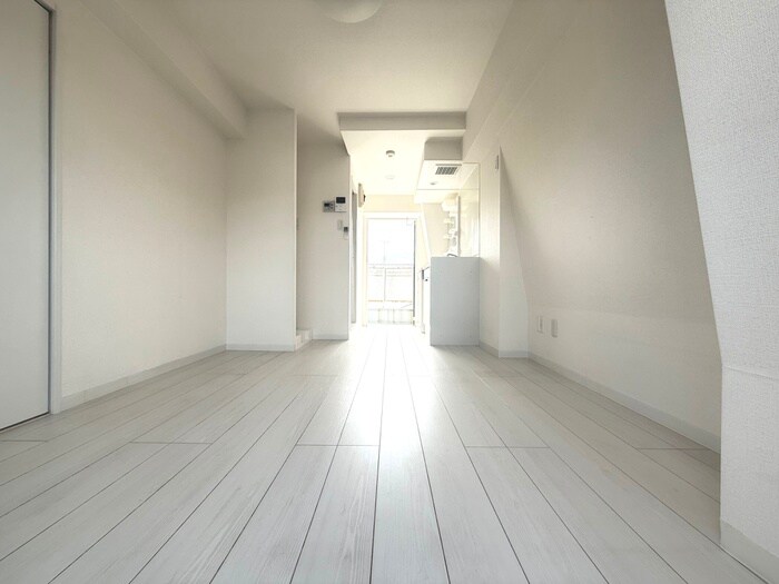 物件内観写真12　(廊下)